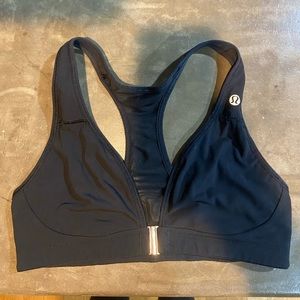 Lululemon front clasp sports bra